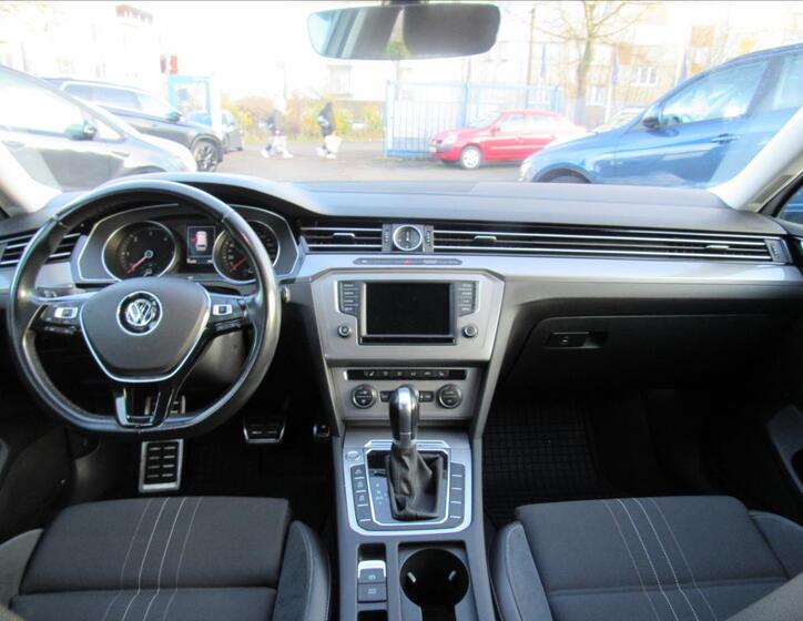 Volkswagen Passat 11