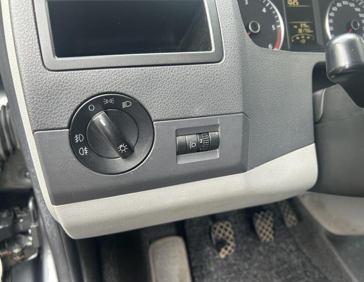 Volkswagen Transporter 37