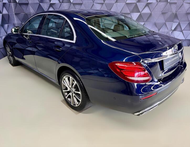 Mercedes-Benz Třídy E 5