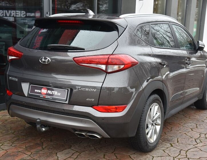 Hyundai Tucson SUV 1,6 l 130 kw