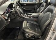 Audi A8 21
