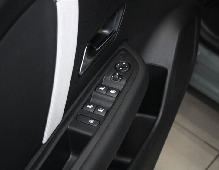 Citroën C4 Hatchback 1,2 l 96 kw