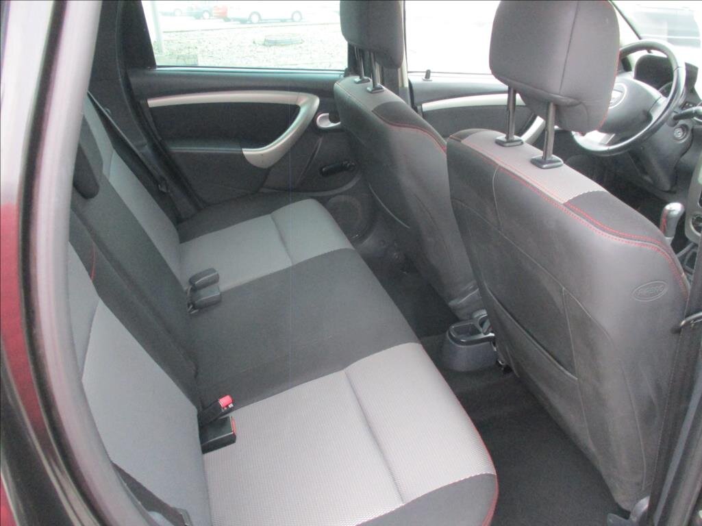 Dacia Duster SUV 1,6 l 77 kw