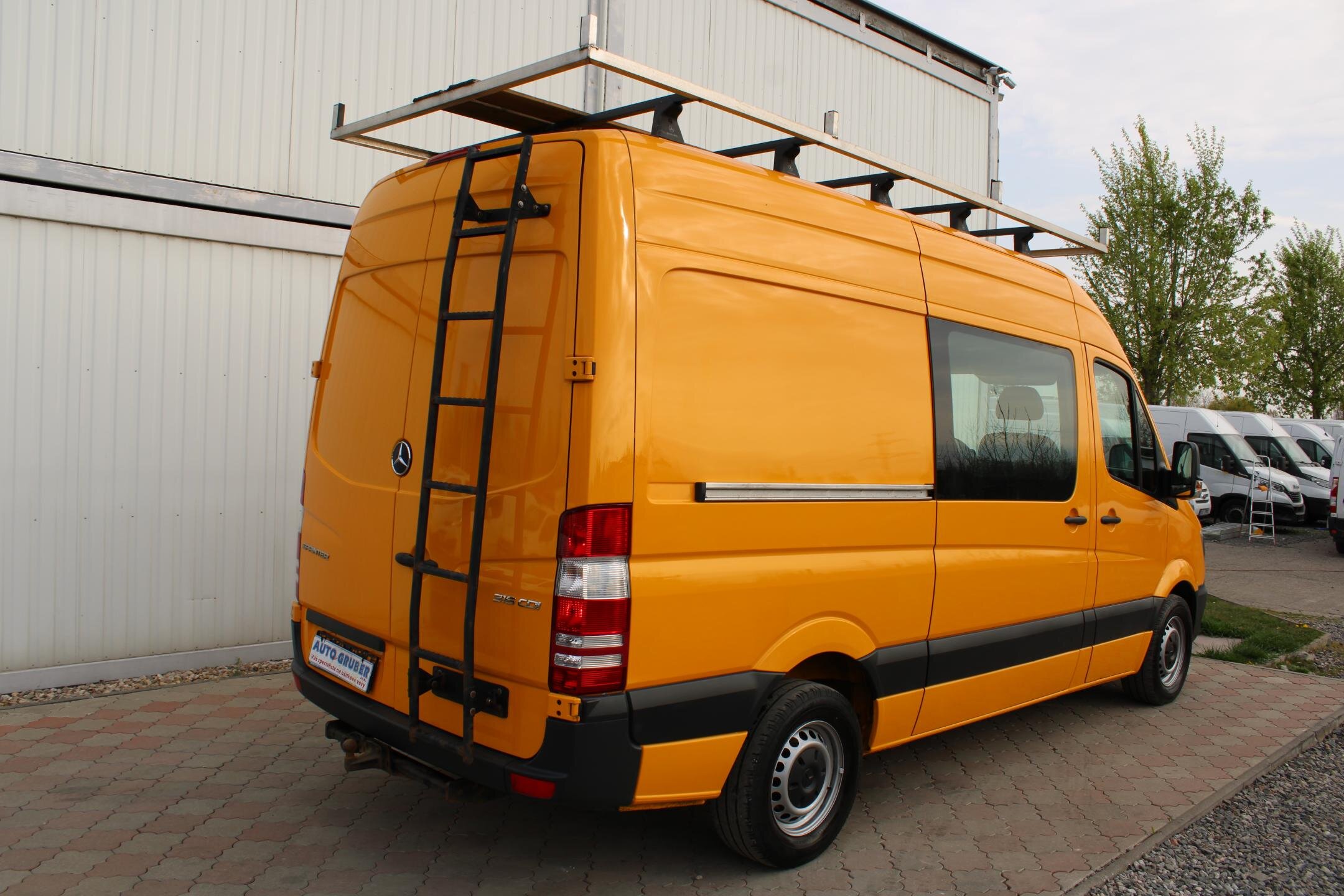 Mercedes-Benz Sprinter Užitková 2,1 l 120 kw