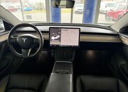 Tesla Model 3 Sedan / Limuzína 0,0 377 kw