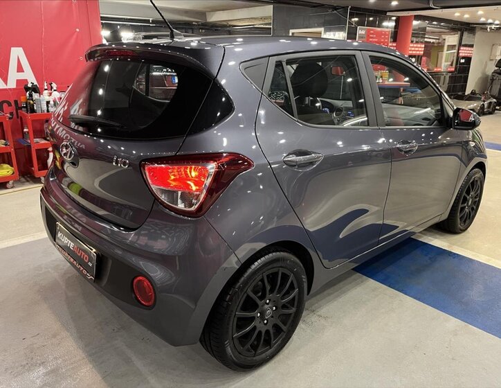 Hyundai i10 Hatchback 998,0 49 kw