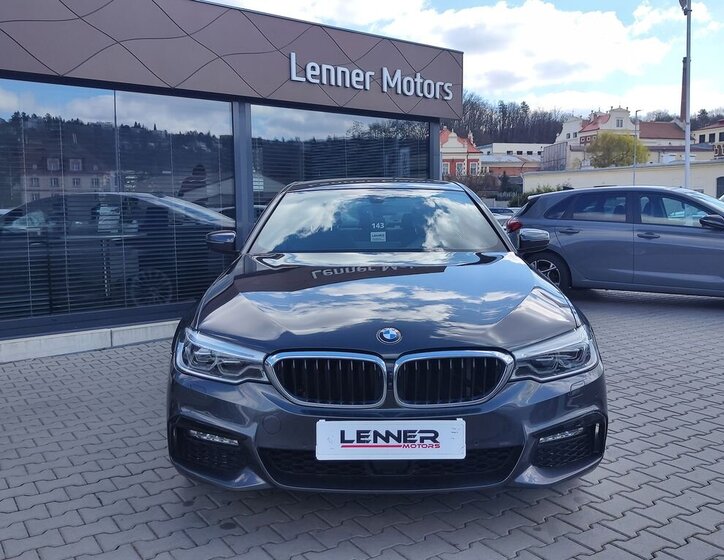 BMW Řada 5 Sedan / Limuzína 3,0 l 250 kw