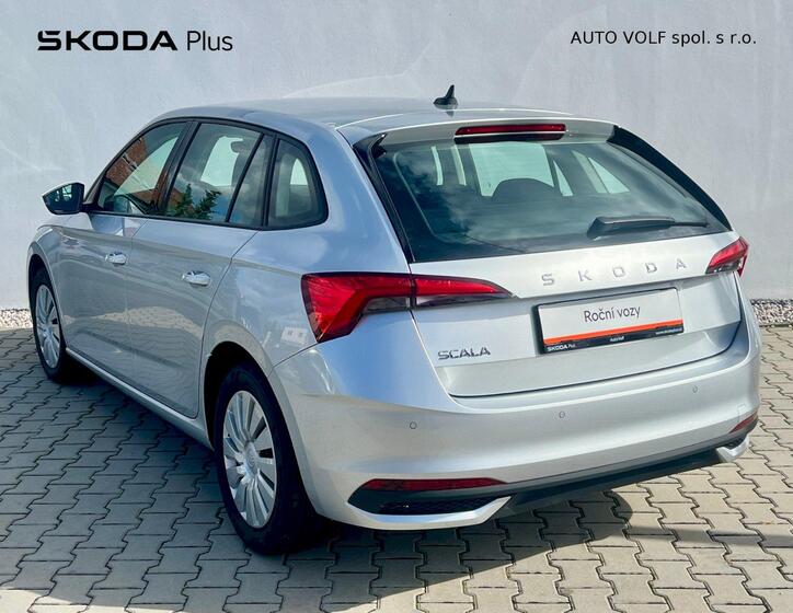 Škoda Scala 8