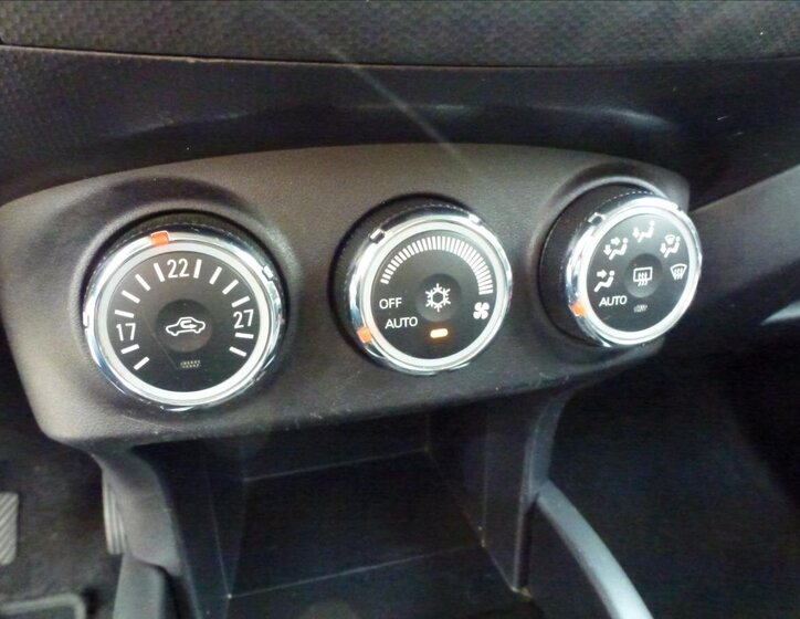 Mitsubishi Outlander Kombi 2,3 l 130 kw