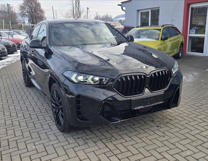 BMW X6 SUV / Terénní 3,0 l 250 kw