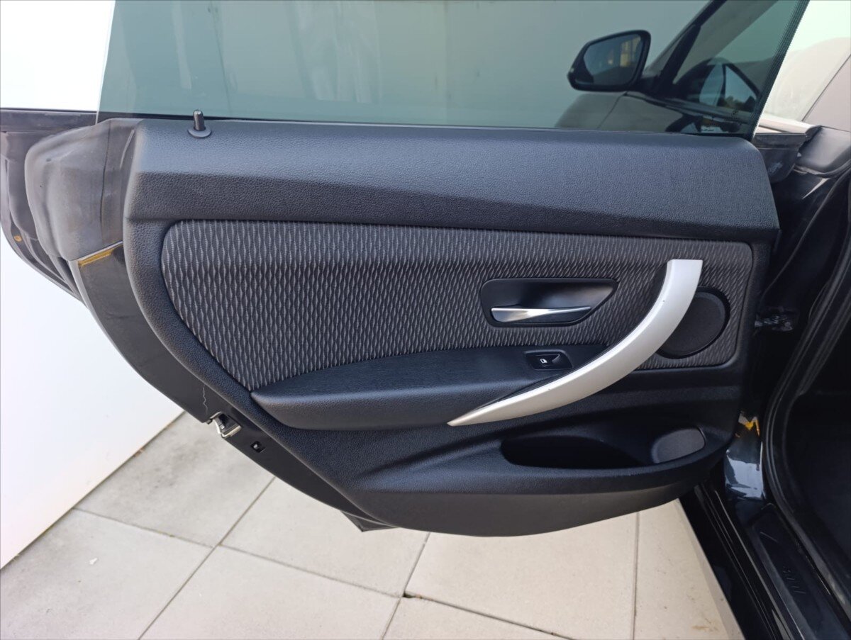 BMW Řada 3 Liftback 2,0 l 105 kw