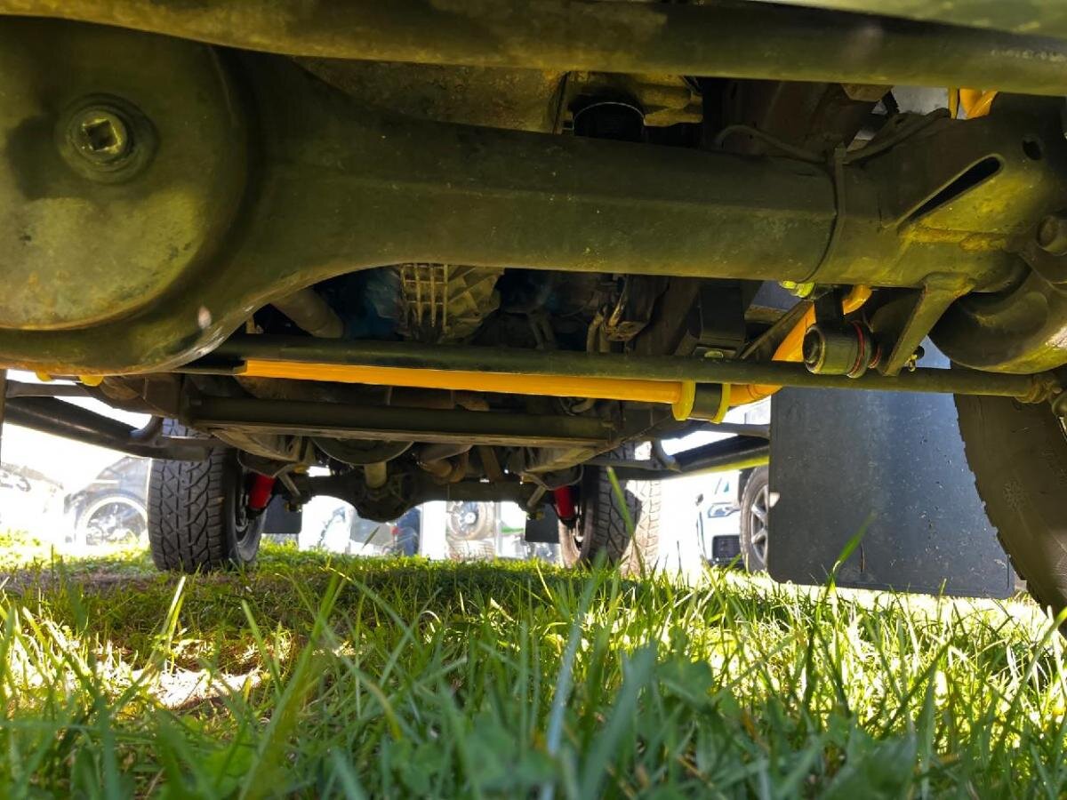 Land Rover Defender SUV / Terénní 2,2 l 90 kw