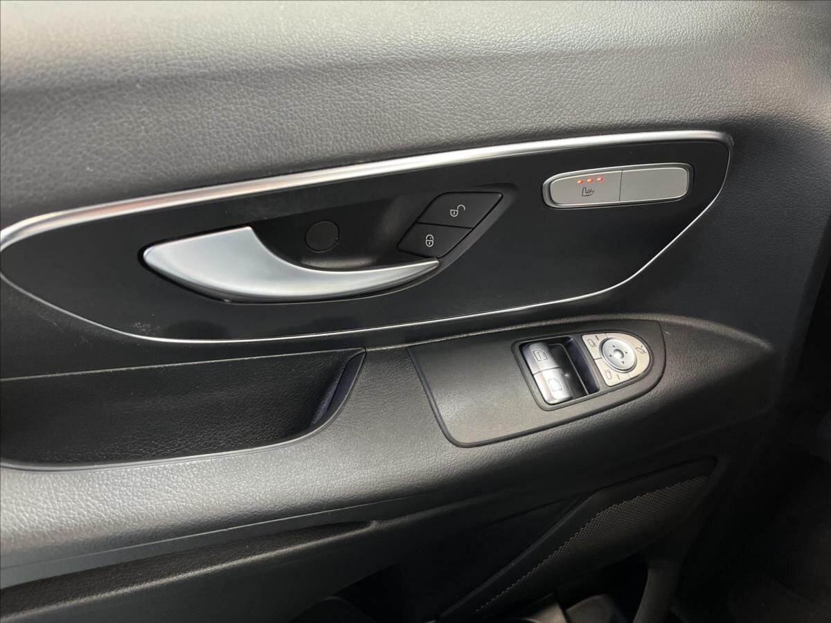 Mercedes-Benz Vito MPV 2,0 l 174 kw