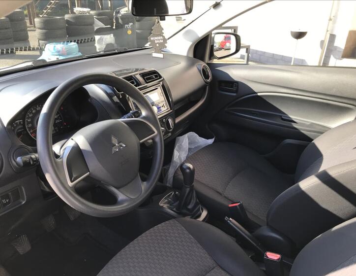 Mitsubishi Space Star 6