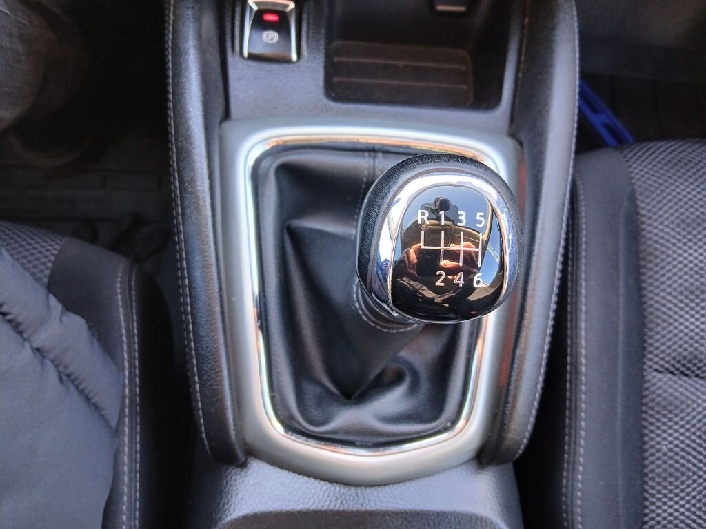 Nissan Qashqai SUV 1,6 l 120 kw