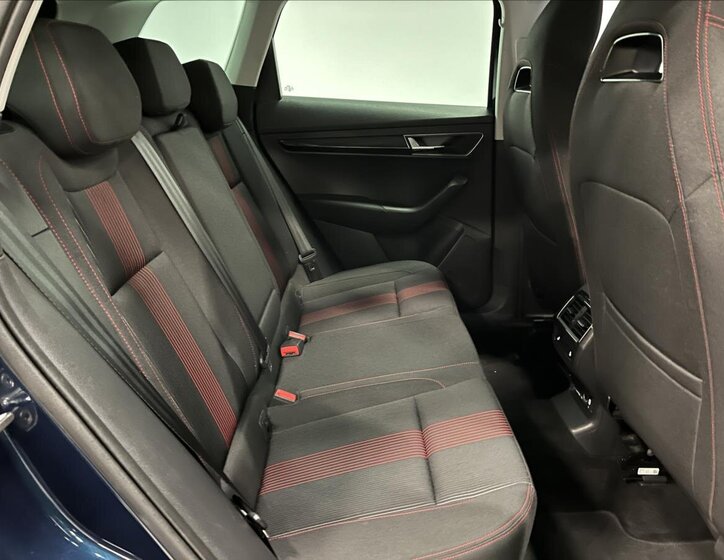 Škoda Karoq SUV / Terénní 1,5 l 110 kw