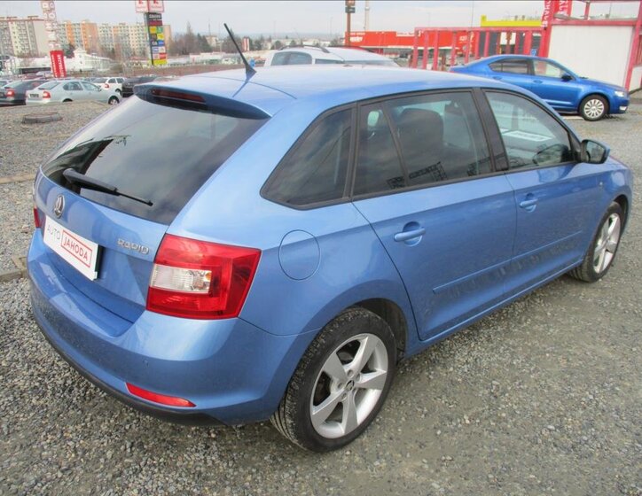 Škoda Rapid 5