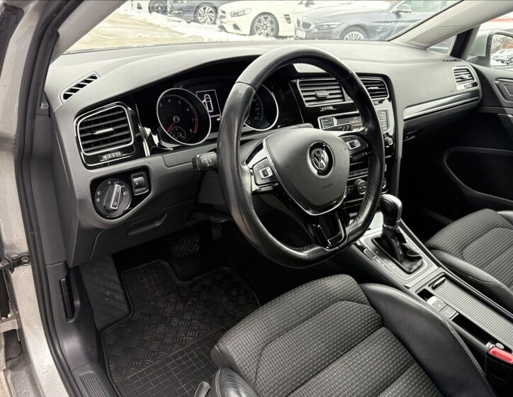 Volkswagen Golf Kombi 1,4 l 103 kw