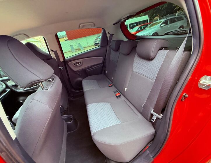 Toyota Yaris 11