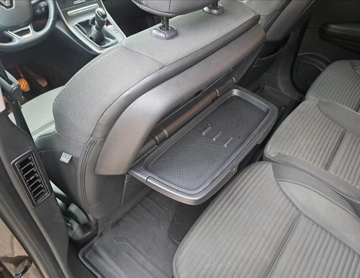 Renault Grand Scénic 43