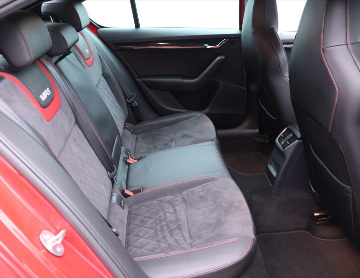 Škoda Octavia Liftback 2,0 l 180 kw