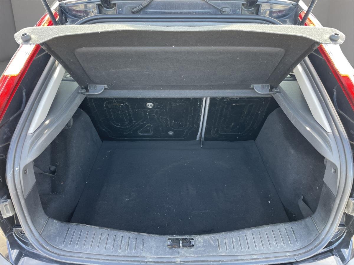 Ford Focus Hatchback 1,6 l 74 kw