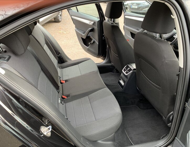 Škoda Octavia Sedan / Limuzína 1,4 l 110 kw