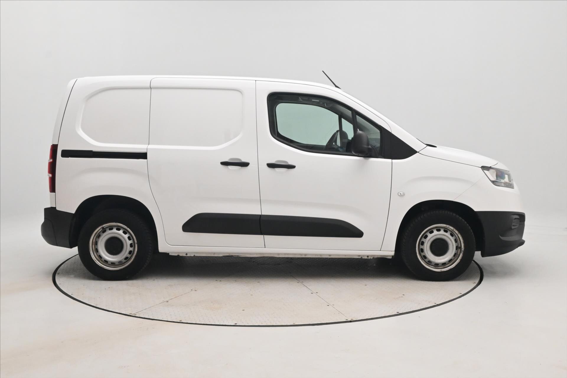 Toyota ProAce Skříň 1,5 l 75 kw