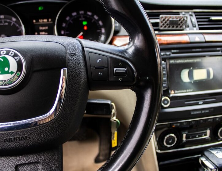 Škoda Superb Sedan 1,8 l 118 kw