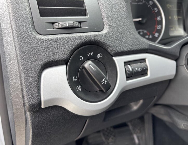 Škoda Octavia Sedan / Limuzína 1,9 l 77 kw