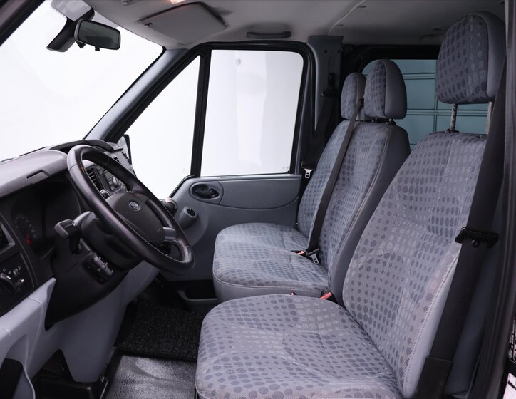 Ford Transit Kombi 2,2 l 63 kw