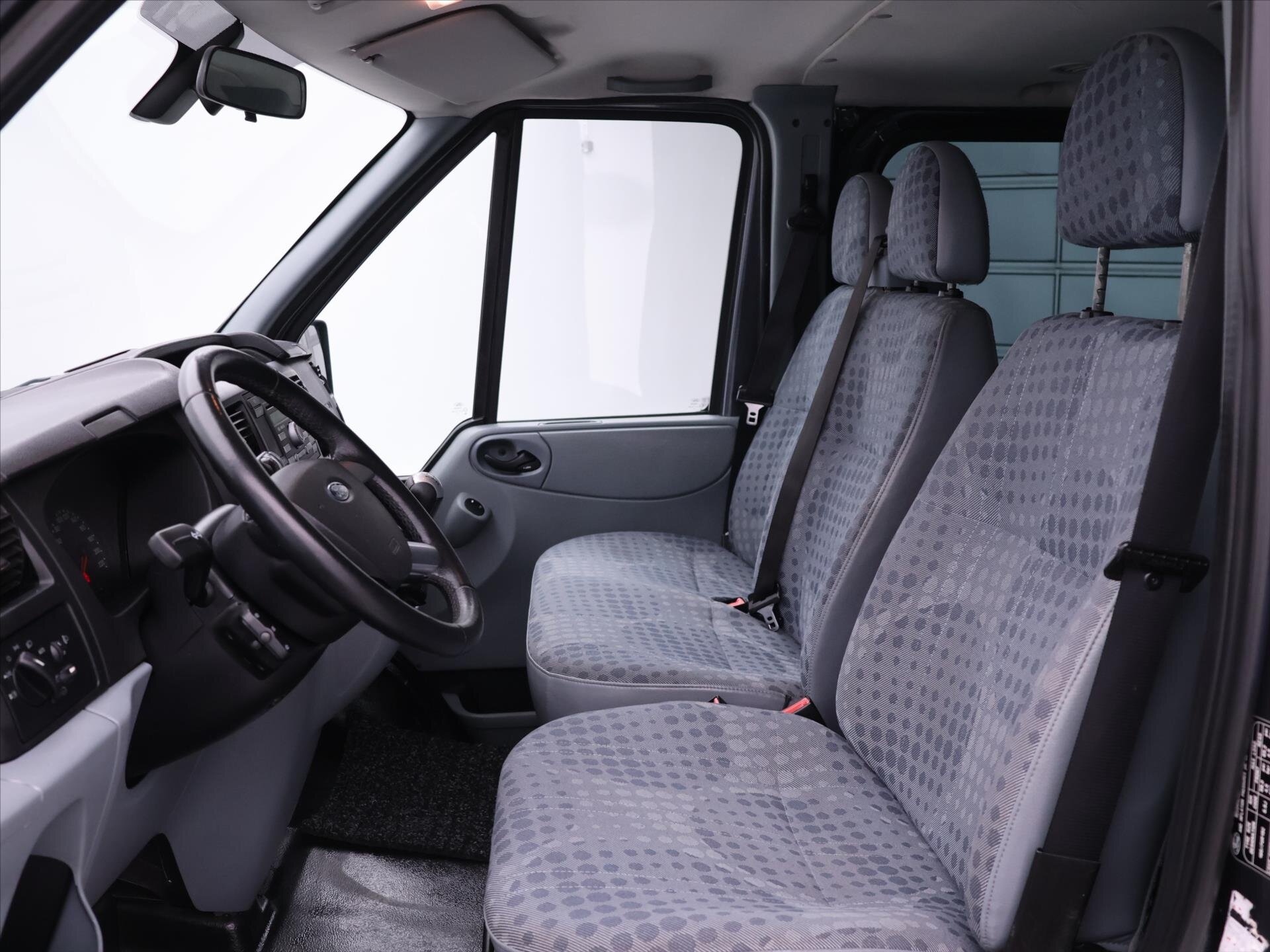 Ford Transit Kombi 2,2 l 63 kw