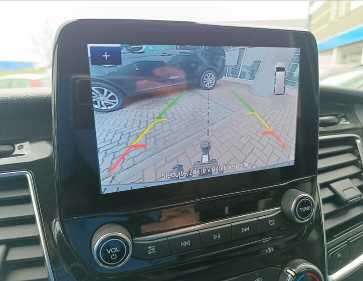 Ford Tourneo Custom MPV 2,0 l 110 kw