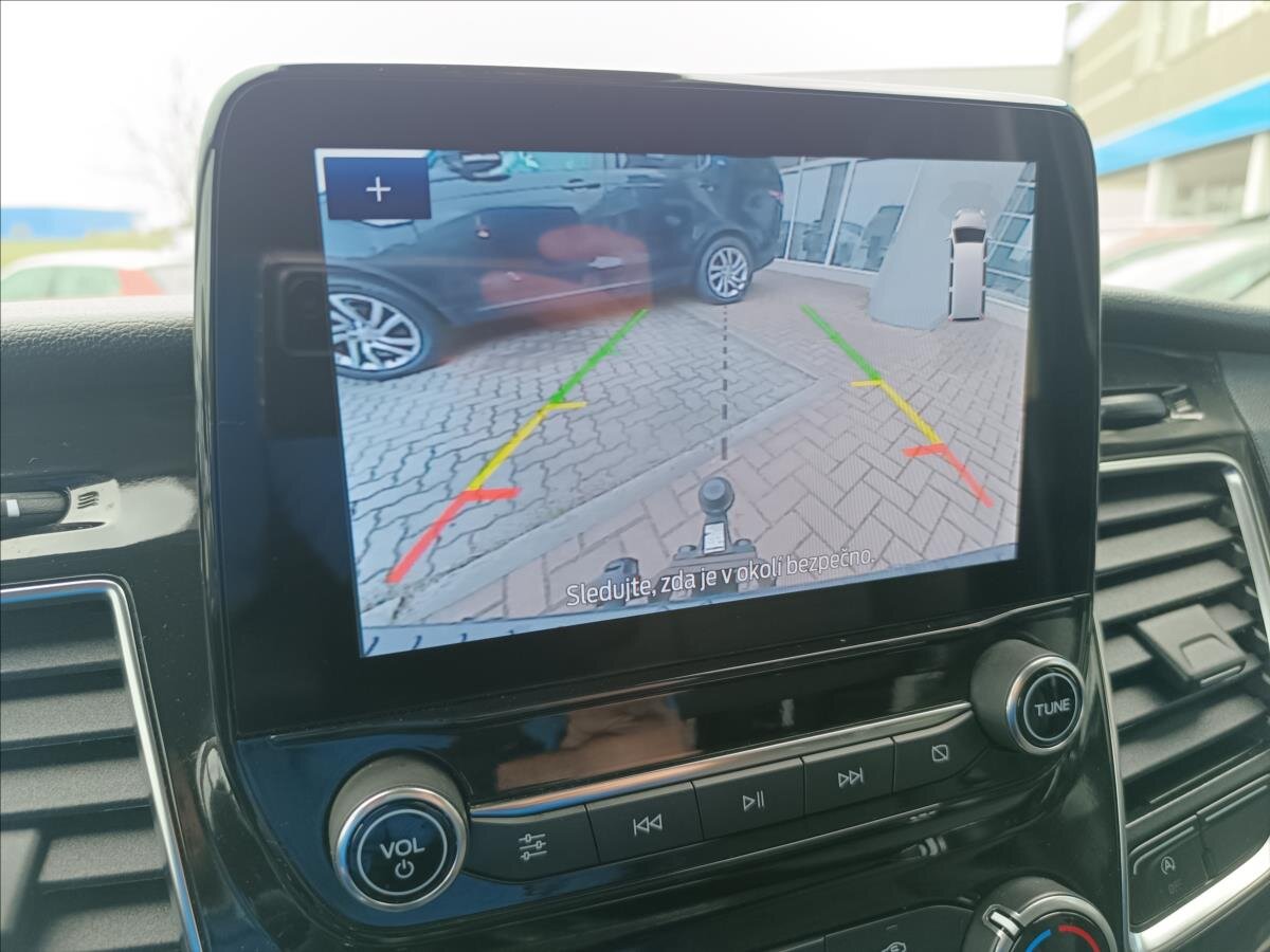 Ford Tourneo Custom MPV 2,0 l 110 kw