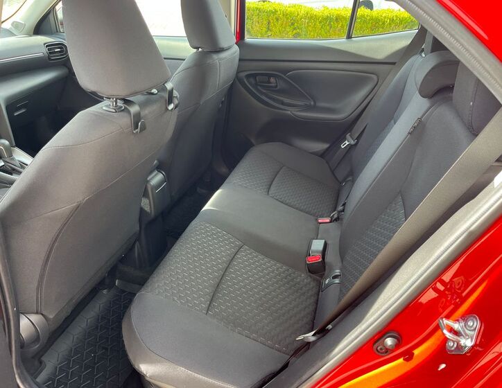 Toyota Yaris Cross 15