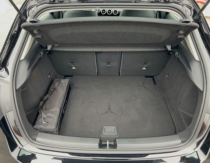 Mercedes-Benz Třídy A 12