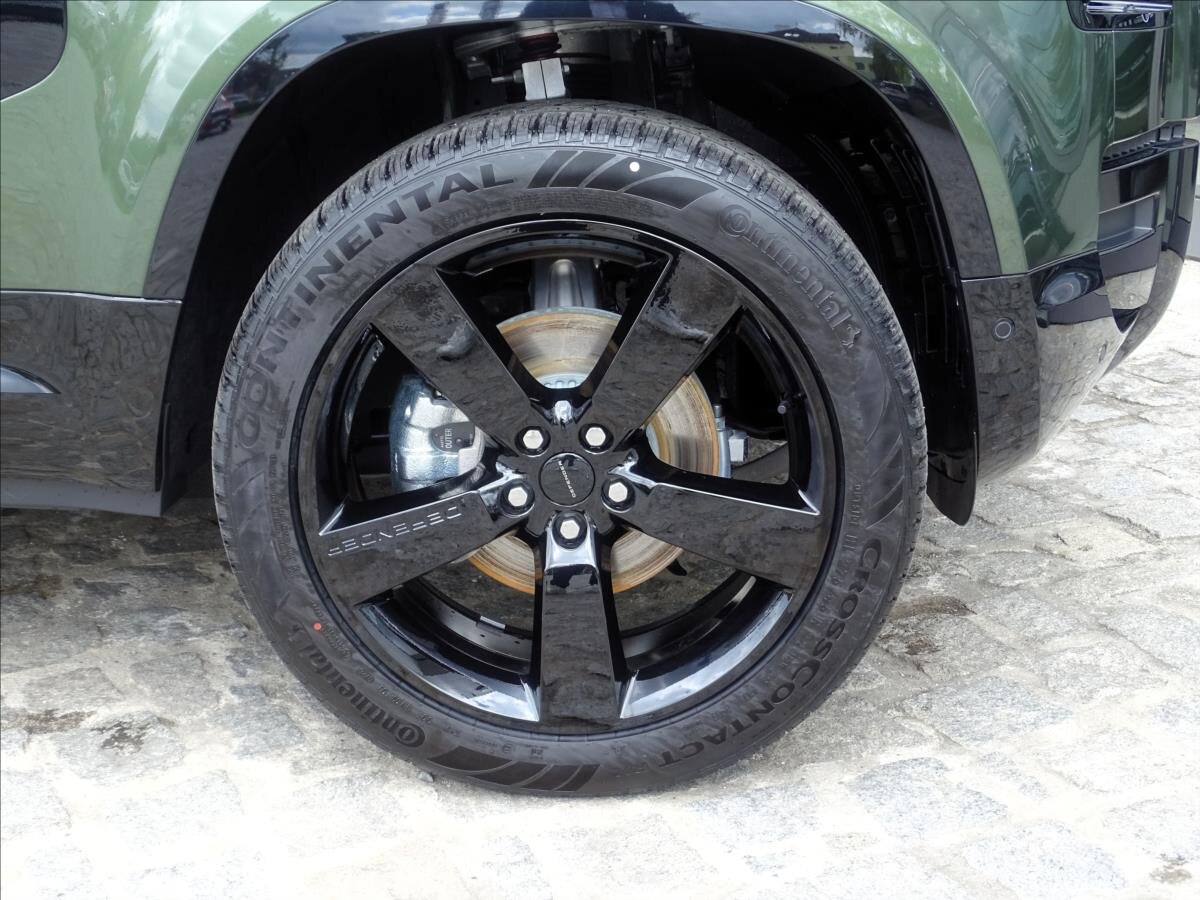 Land Rover Defender SUV / Terénní 3,0 l 183 kw