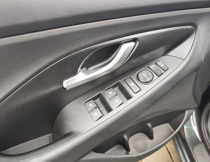 Hyundai i30 Hatchback 1,5 l 103 kw