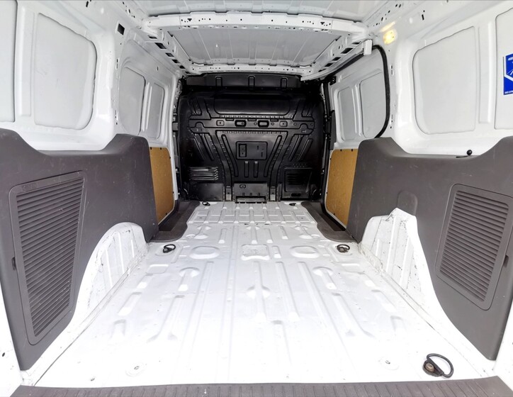 Ford Transit Connect 14