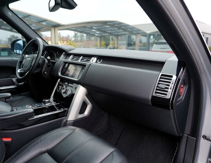 Land Rover Range Rover SUV 3,0 l 190 kw