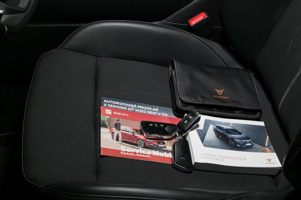 Cupra Formentor SUV / Terénní 2,0 l 140 kw