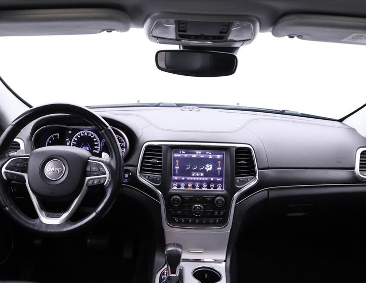 Jeep Grand Cherokee 26