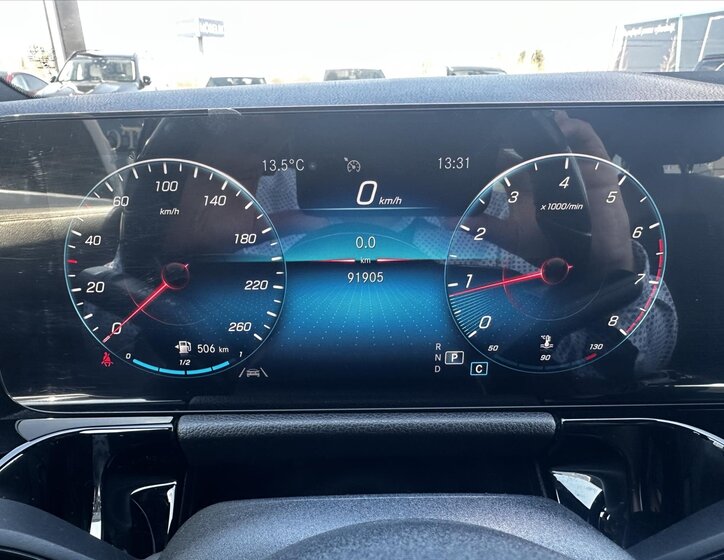 Mercedes-Benz GLA SUV / Terénní 2,0 l 165 kw