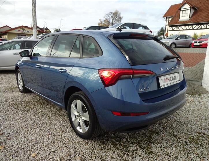 Škoda Scala 5