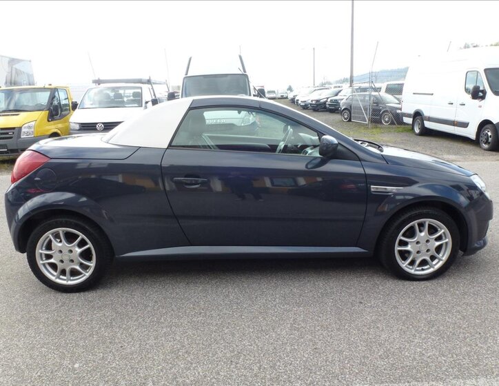 Opel Tigra Kabriolet 1,4 l 66 kw