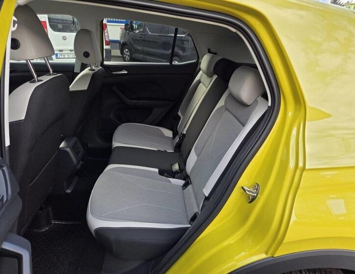 Volkswagen T-Cross SUV 999,0 85 kw