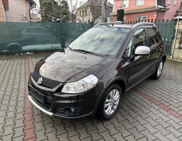 Suzuki SX4 Hatchback 1,6 l 88 kw
