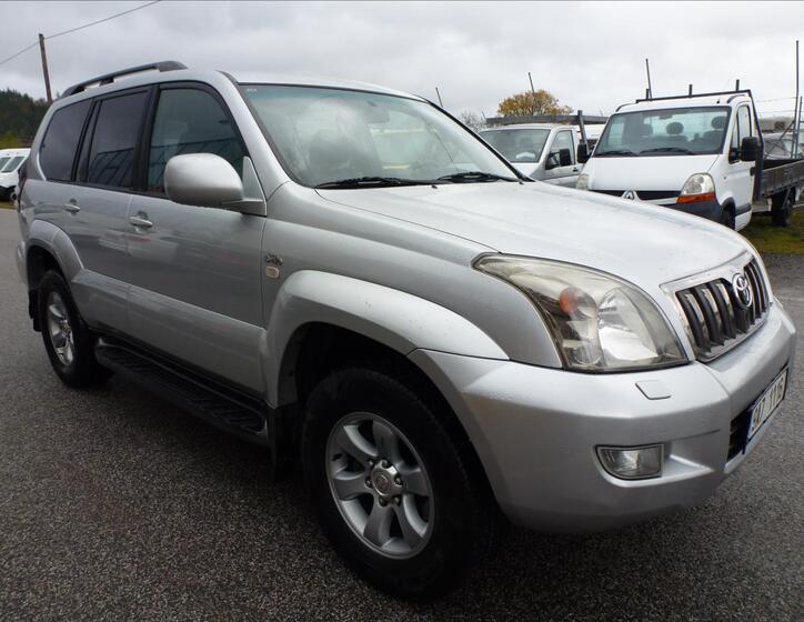 Toyota Land Cruiser 6