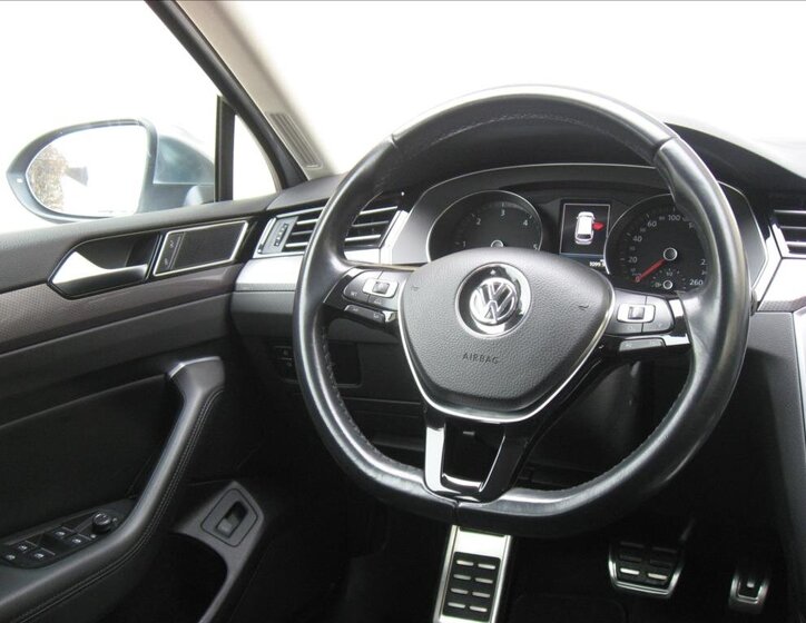 Volkswagen Passat 22