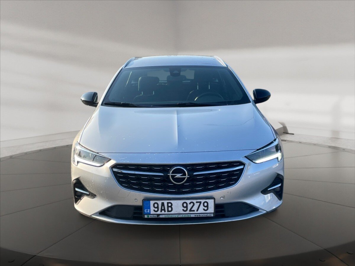 Opel Insignia Kombi 2,0 l 128 kw